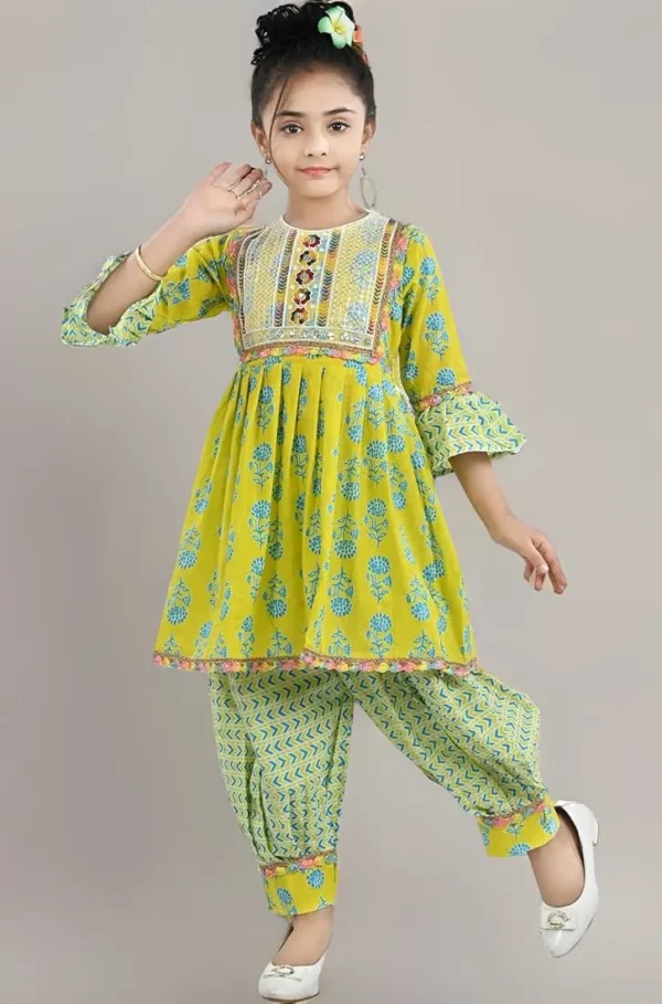 Girls Ethnic Wear Kurti
